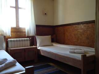 Гостевой дом Kandaphery Guest Houses Miykovtsi Двухместный номер с 1 кроватью или 2 отдельными кроватями-4