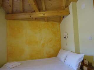 Гостевой дом Kandaphery Guest Houses Miykovtsi Двухместный номер с 1 кроватью или 2 отдельными кроватями-5